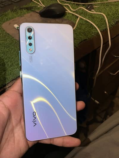 Vivo S1