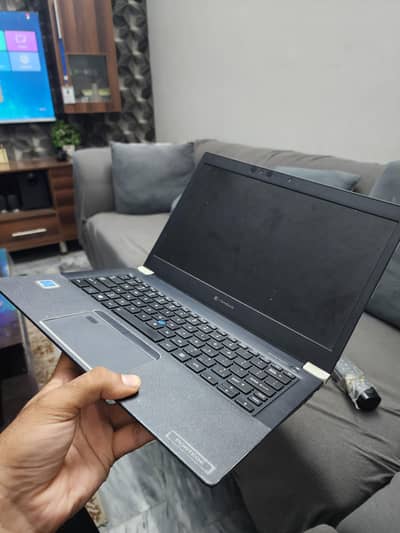 TOSHIBA DYNABOOK PORTEGE X30F