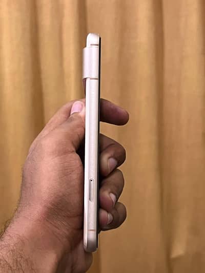 Google Pixel 8