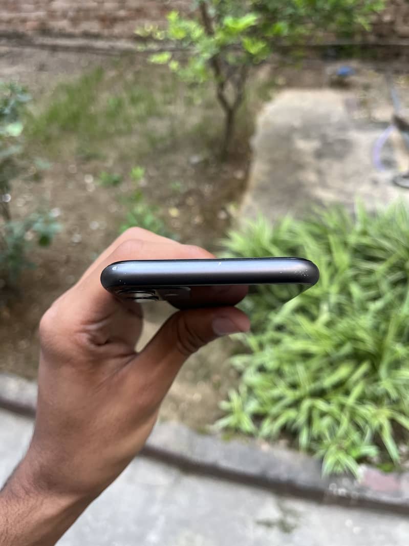 iPhone 11 jb 4