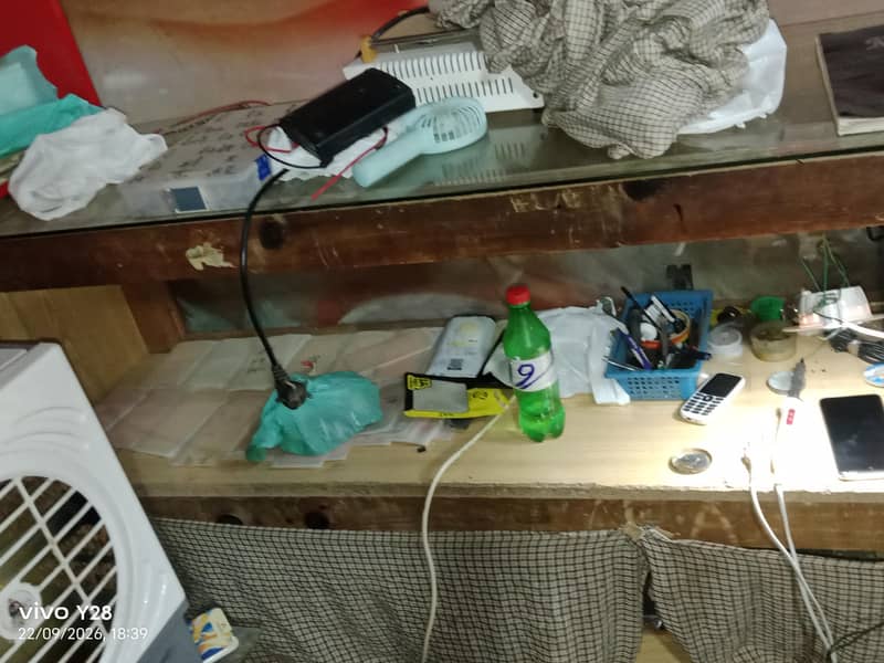 Mobile shop counter 11