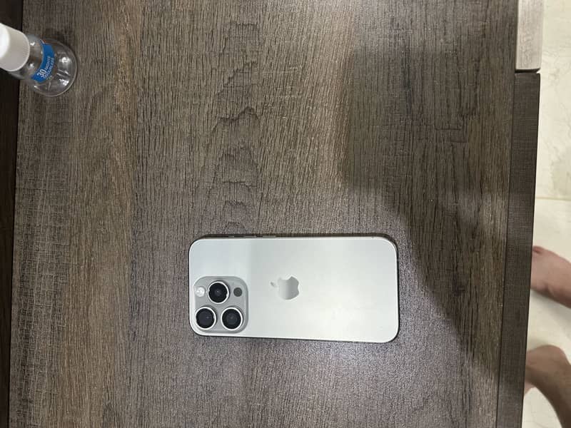 Apple iPhone 15 Pro 1