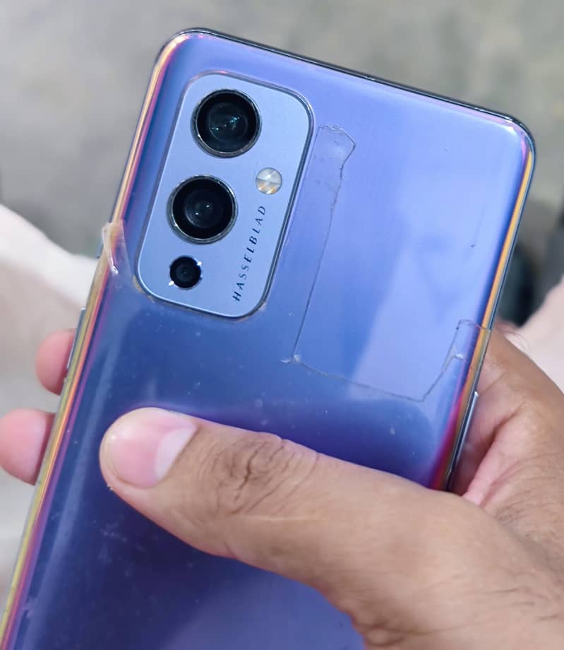 One Plus 9 5G 1