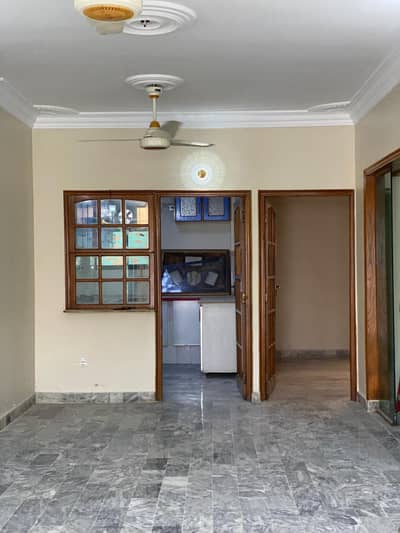 Sale flat Faraz Avenue 3bed. d. d 2nd road facing Johar mor
