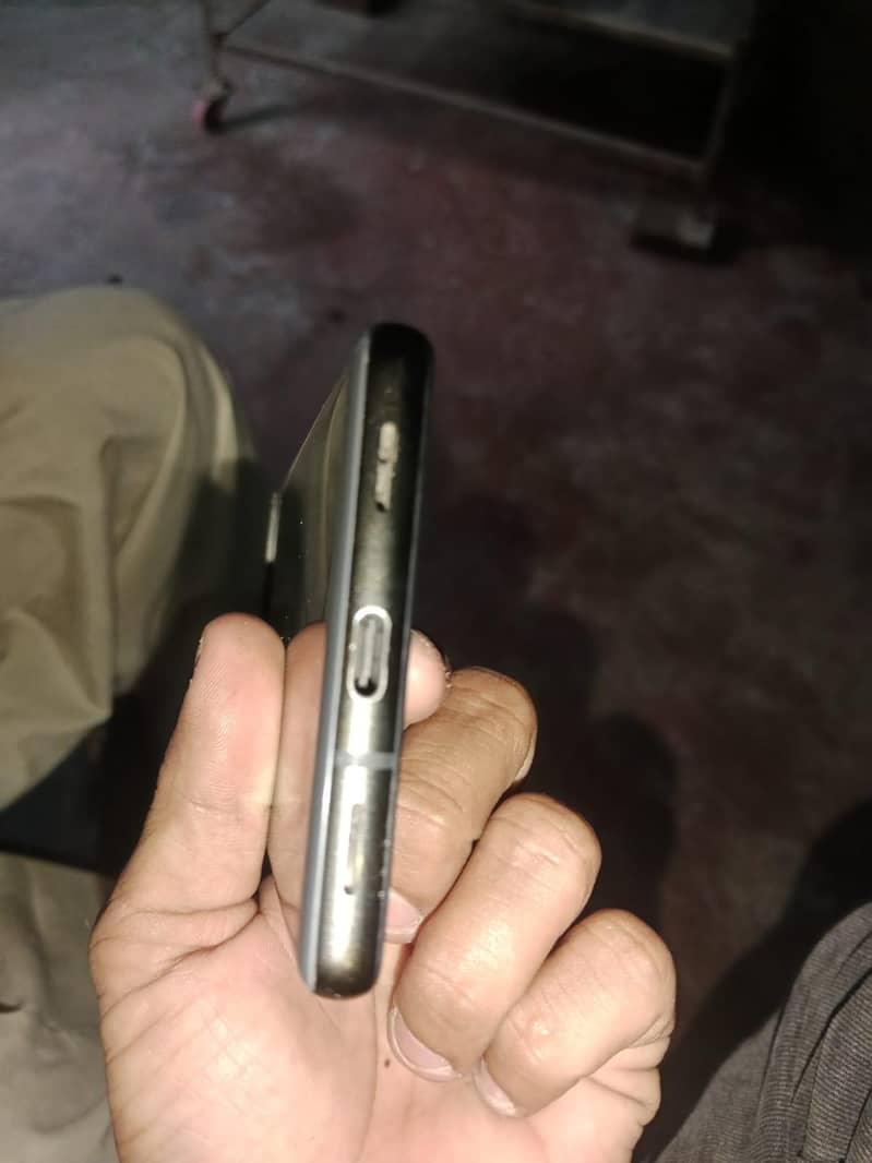Google Pixel 6a 5