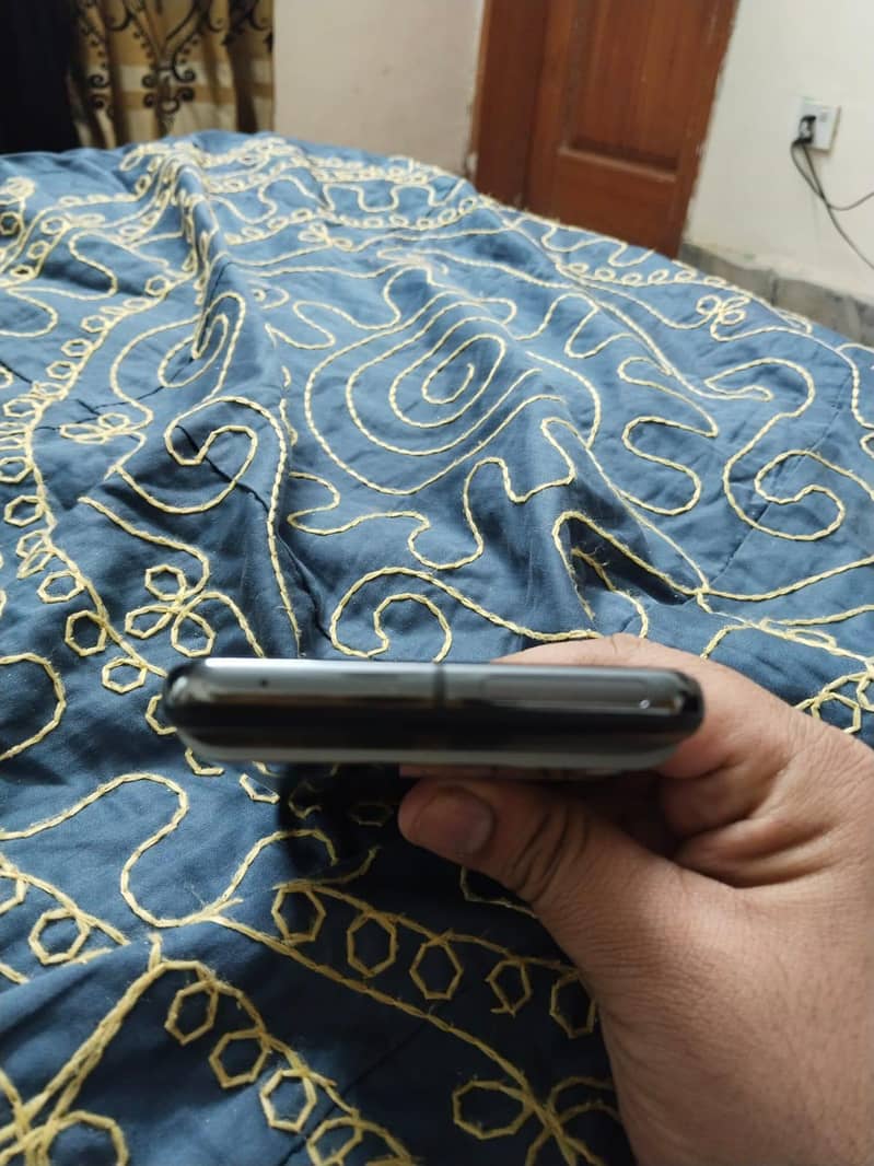 Google Pixel 8 Pro 4