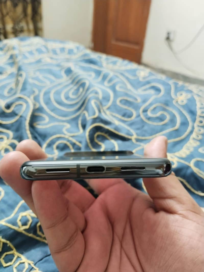 Google Pixel 8 Pro 5