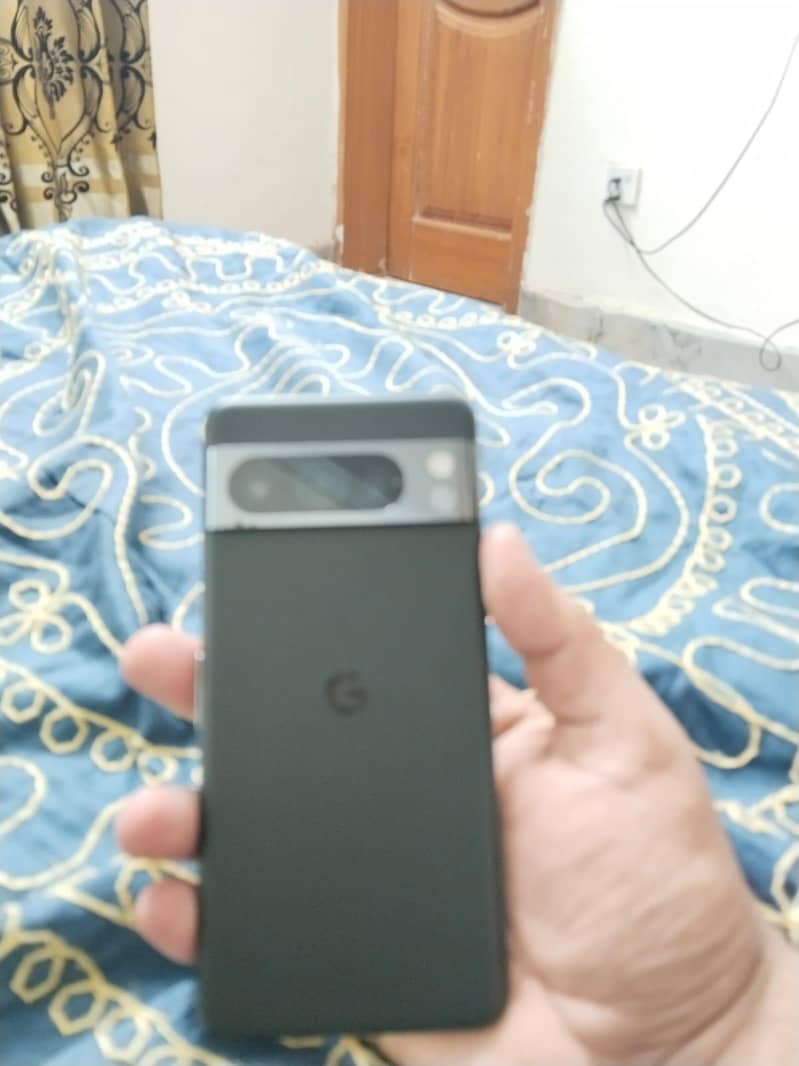 Google Pixel 8 Pro 6