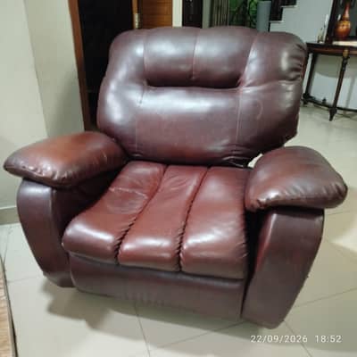 Revolving Recliner