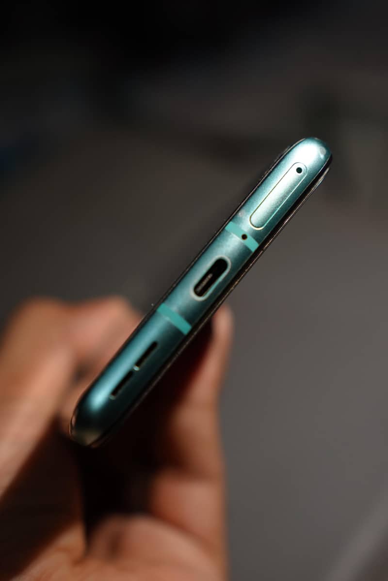 One Plus 8T 4