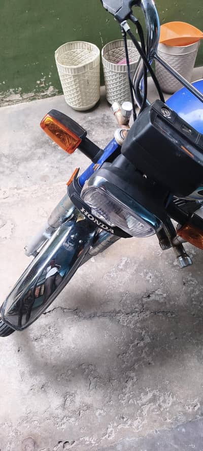 CD 70 Model 2024 Larkana No registered