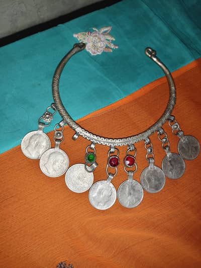 Old Vintage Necklace For Women's
