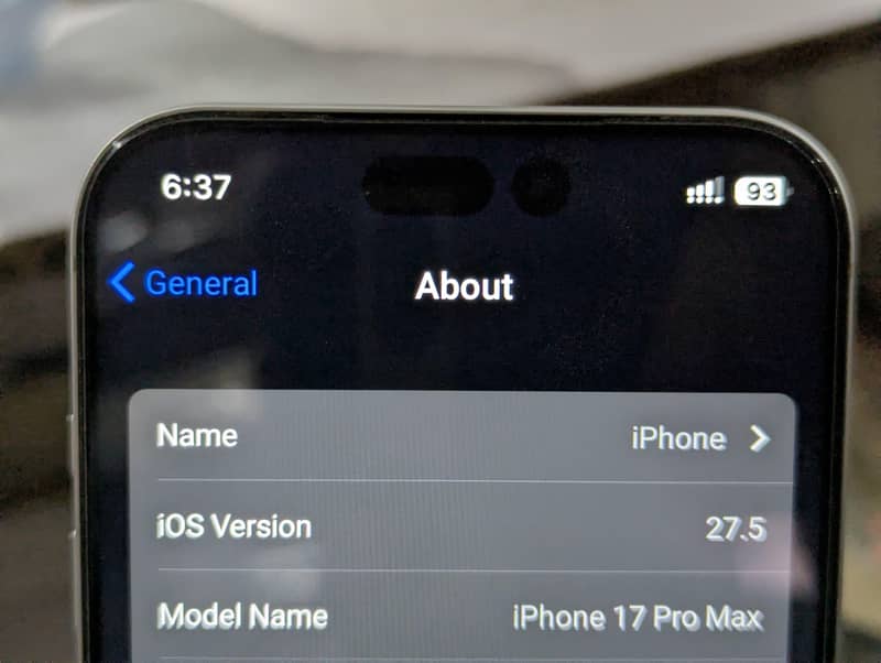 Apple iPhone 17 Pro Max 6