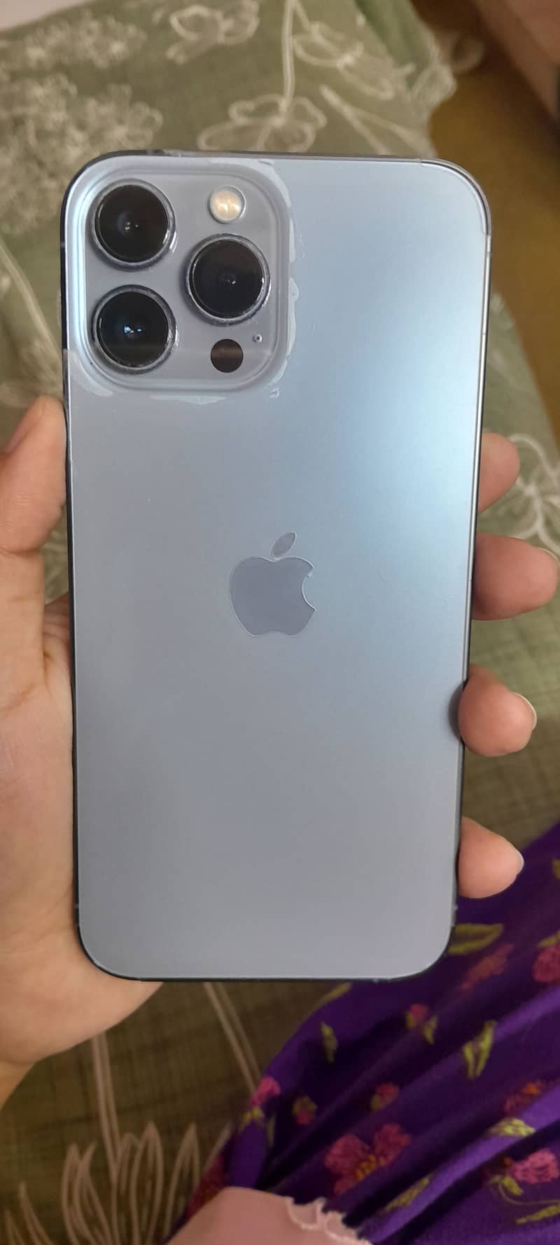 Apple iPhone 13 Pro Max 0