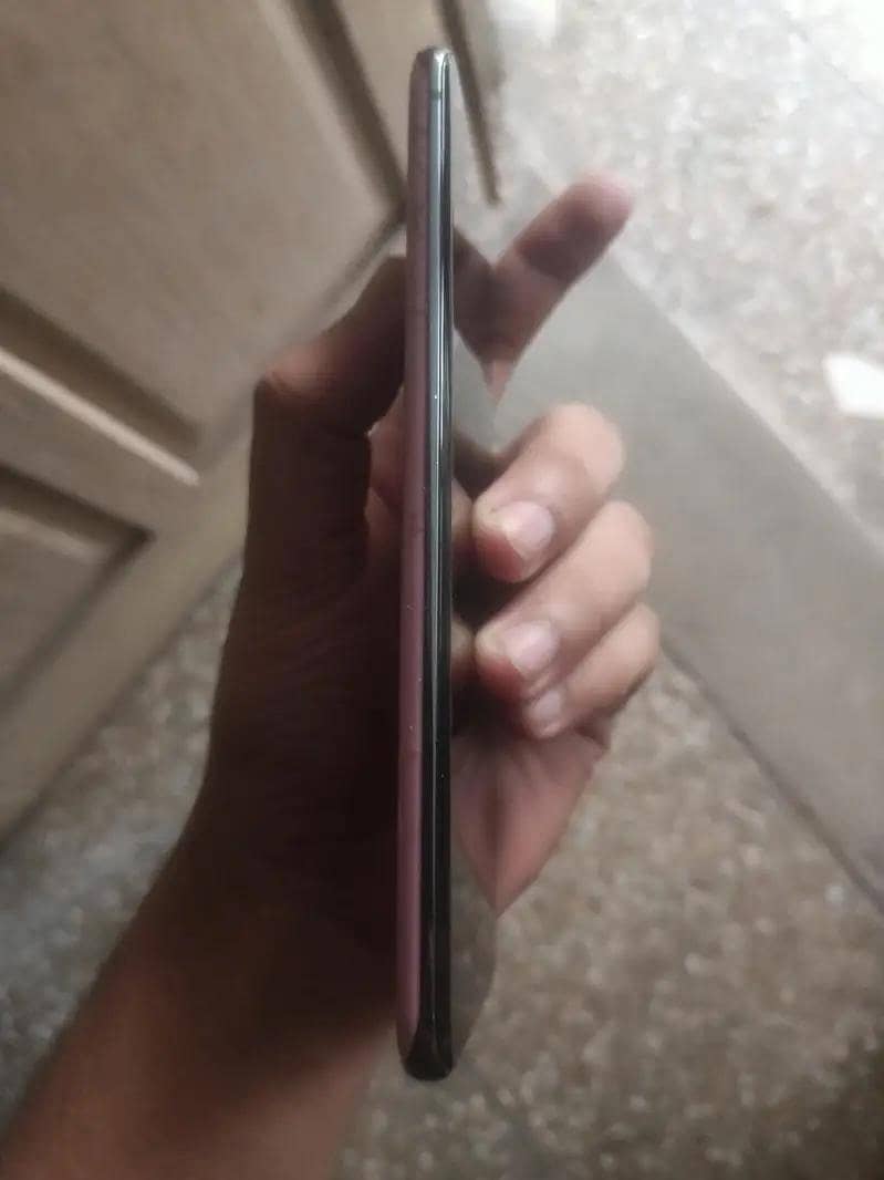 Samsung S20 plus 3