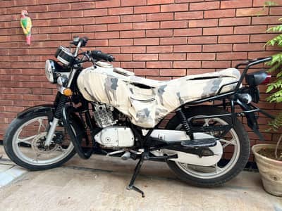 Suzuki GS 150 SE 2021