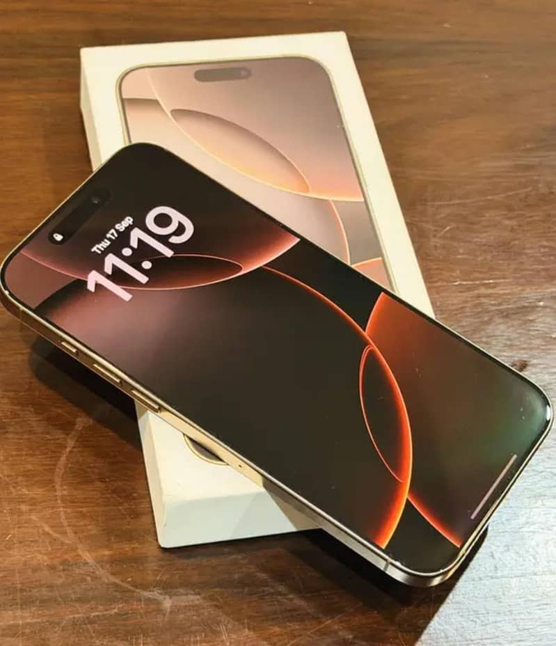 Apple iPhone 16 Pro Max 2