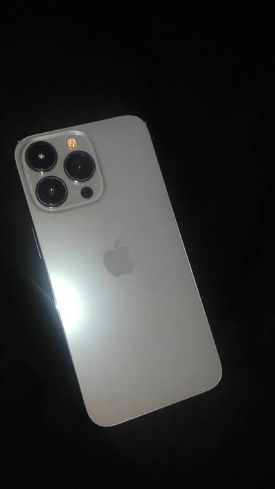 slightly negotiable iPhone 13 Pro 10/10 condition no scratches