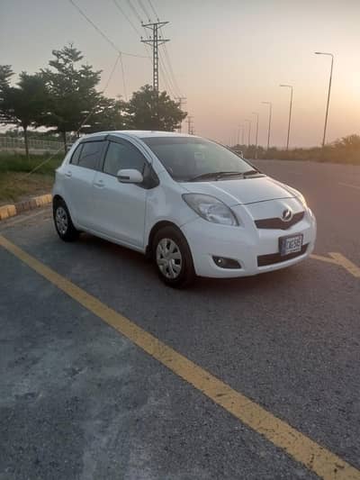 Toyota Vitz 2010