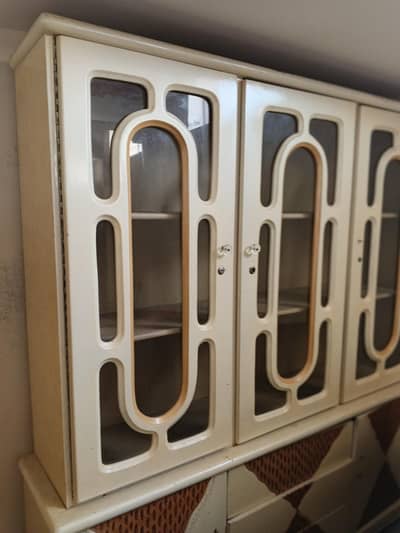 dishes cabinet