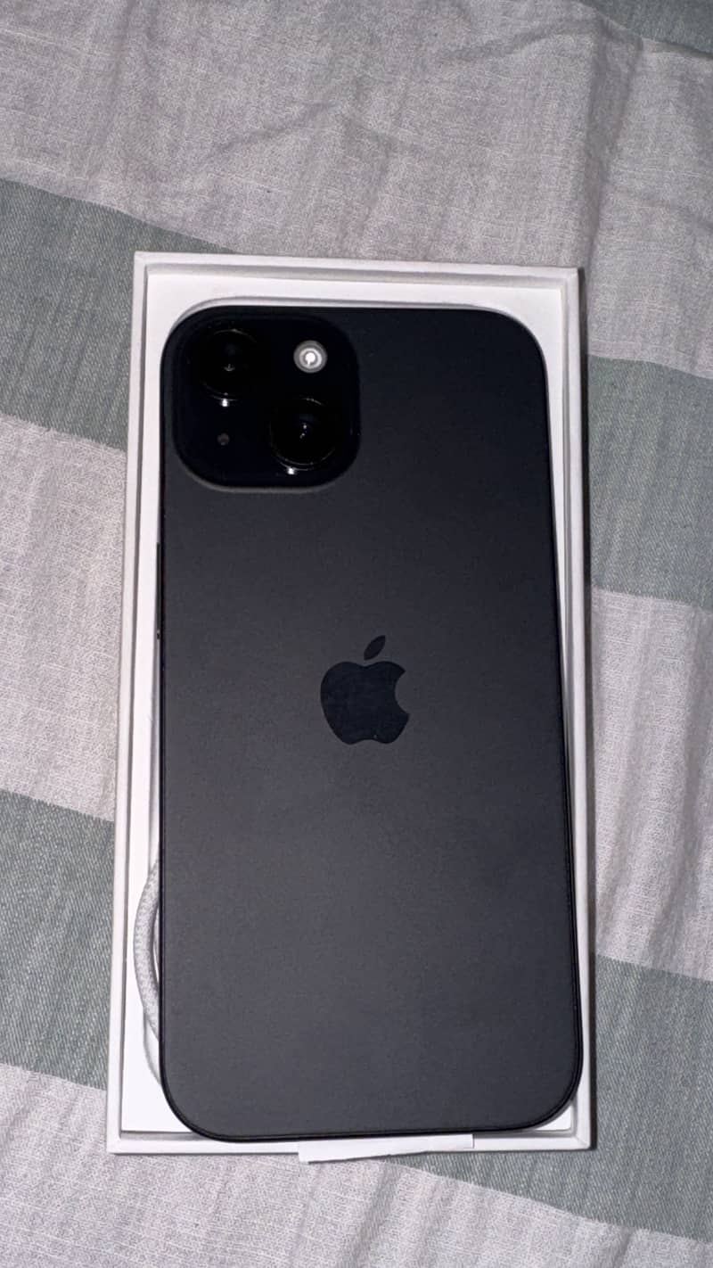 Apple iPhone 15 1