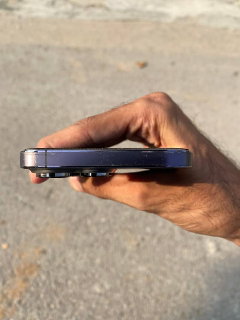 Apple iphone 14 pro max 2