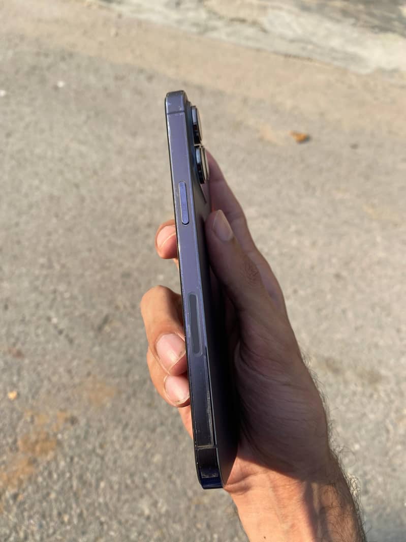 Apple iphone 14 pro max 4