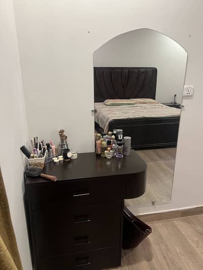 King size bed