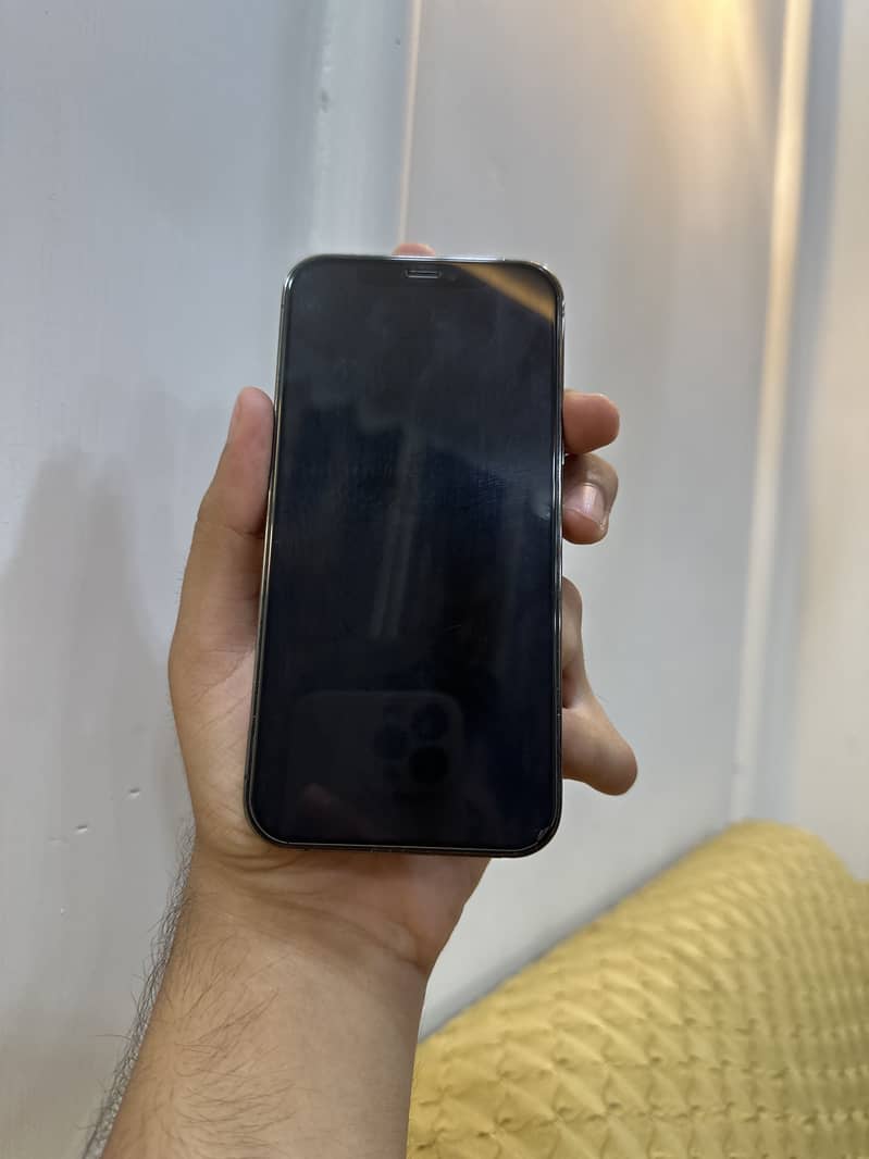 Apple iPhone 12 Pro 2