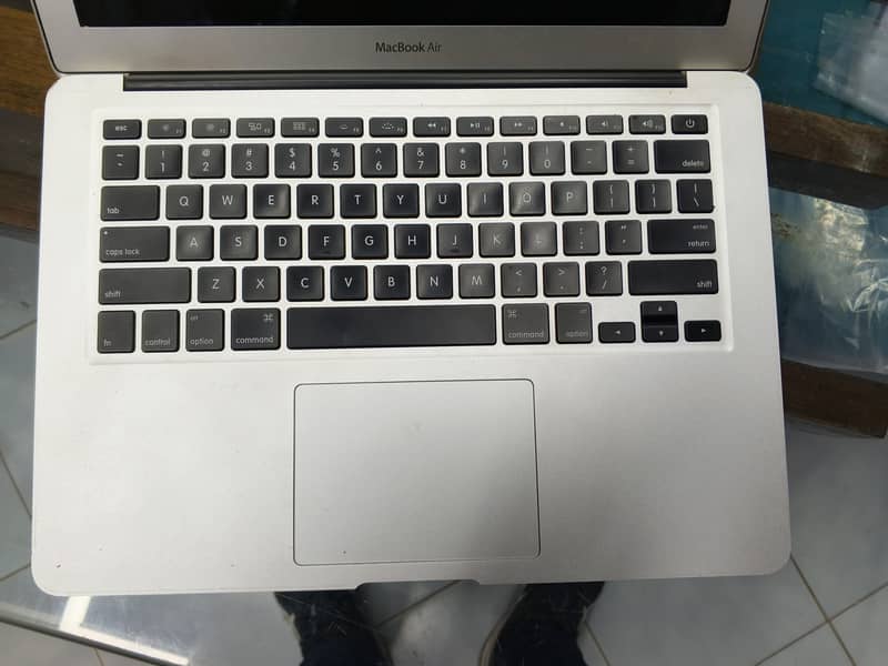 Macbook 0