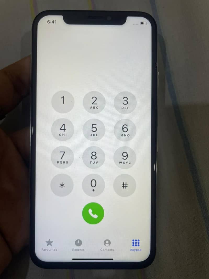 Apple iPhone X 4