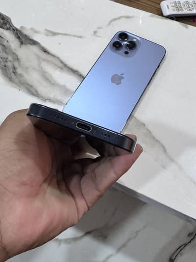 Apple iPhone 15 Pro