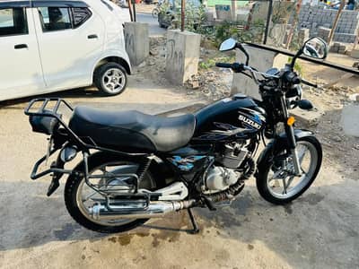 suzuki GS 150 model 2021