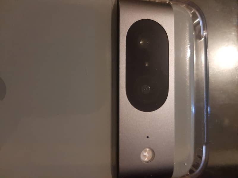 Google Pixel 8 2
