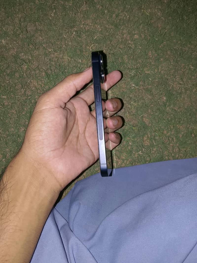 Apple iPhone 14 1