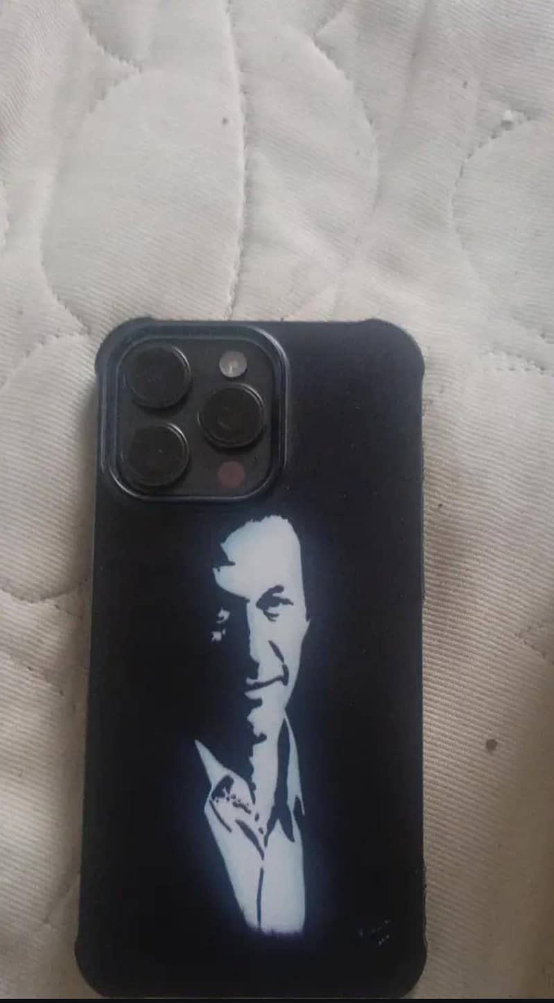 Apple iPhone 15 Pro Max 0