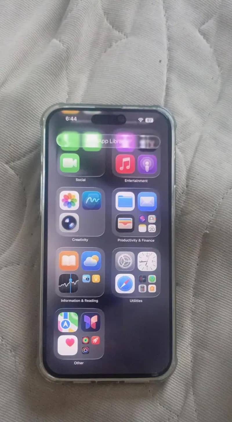 Apple iPhone 15 Pro Max 1