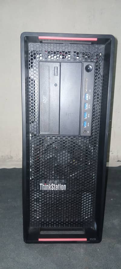 Lenovo P510 / E5 1660 V4 / 8GB Ram / 500GB Hard