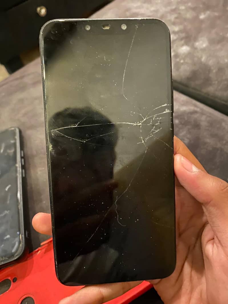 Huawei Nova 3i 0