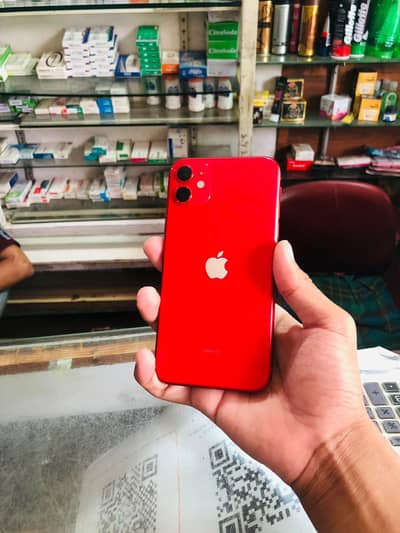 Apple iPhone 11 with charger exchange possible