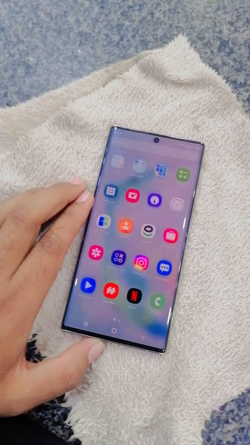 Samsung Mobile Note 10 Plus 6