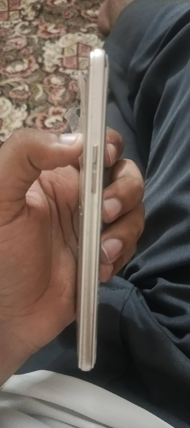 OPPO A37 1