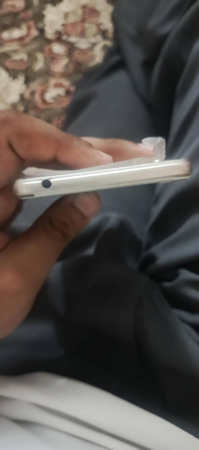 OPPO A37 5