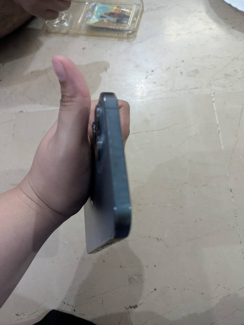 Apple iPhone 12 Pro Max 2