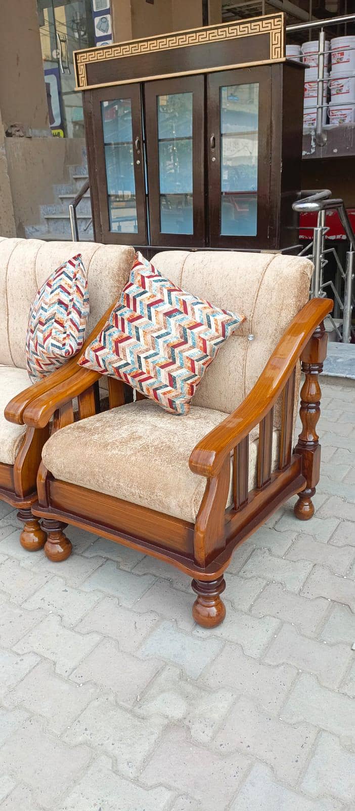 Four Seater sofa set 2