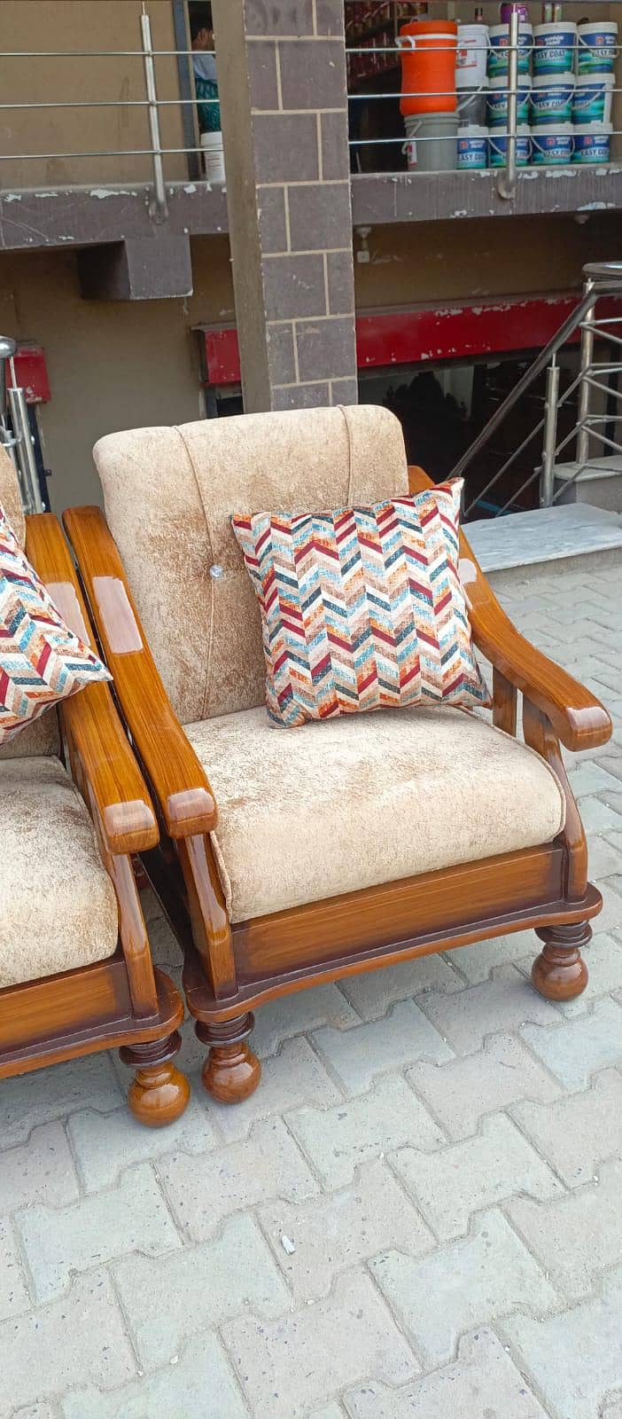 Four Seater sofa set 3