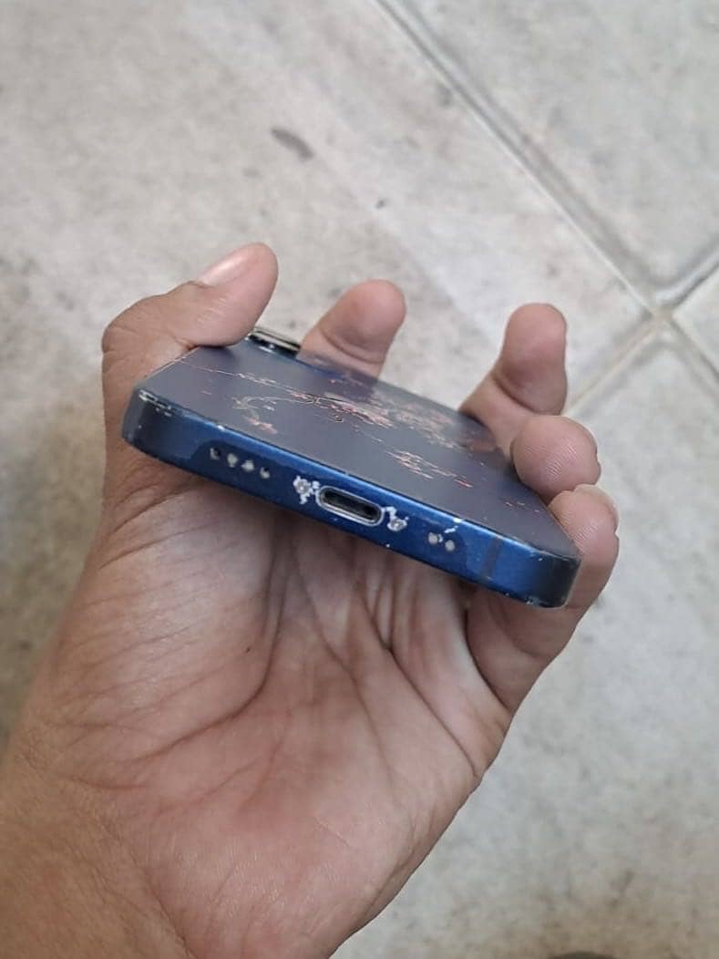 Apple iPhone 12 mini 5