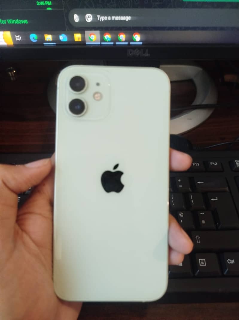 Apple iPhone 12 0