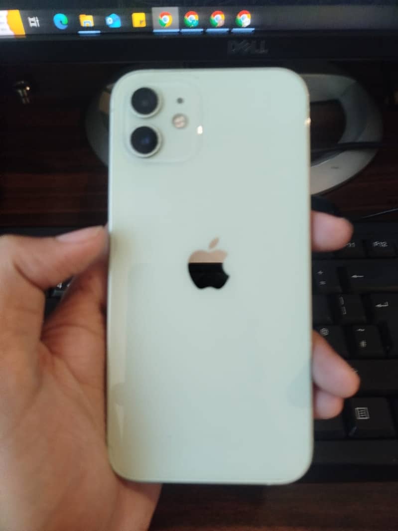 Apple iPhone 12 2
