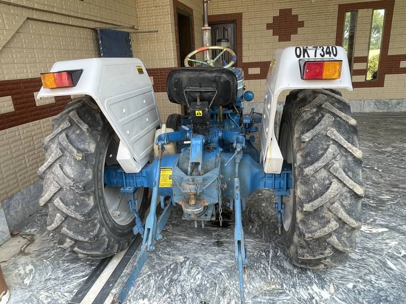 Tractor 3